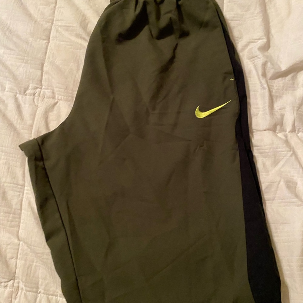 Men’s workout pants